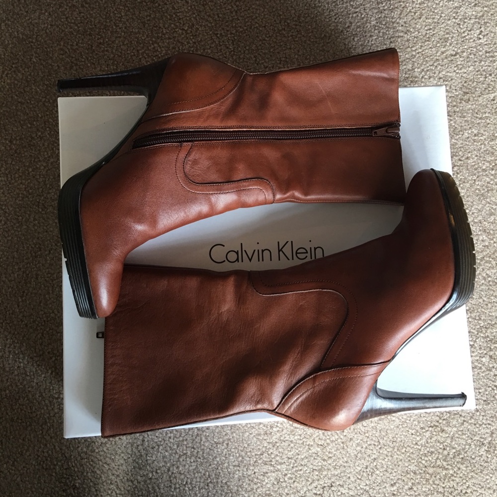 Calvin Klein Konnie Oiled Fullgrain Leather Boots